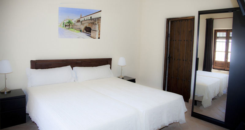 Hotel Hospederia Convento De Santa Clara Palma del Río Zewnętrze zdjęcie
